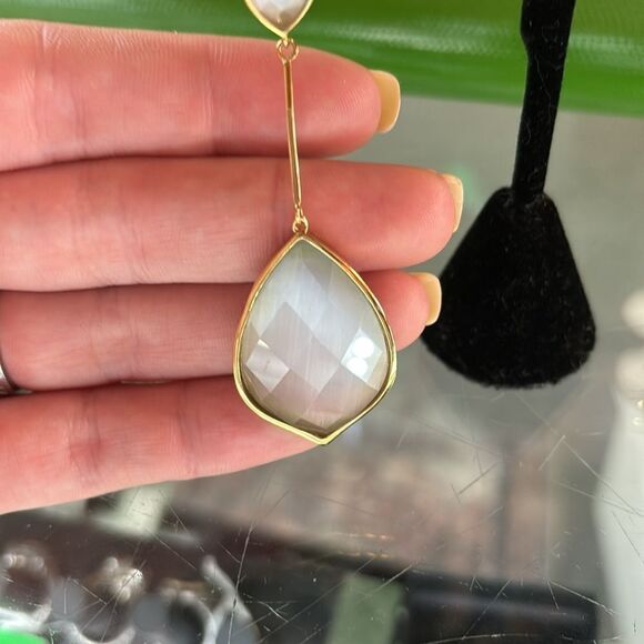 Faceted Crystal Dangle Earrings - Picture 2 of 8